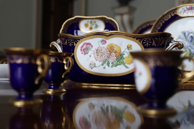 Lot 227 - A Republican Sèvres porcelain 'beau bleu' dessert service