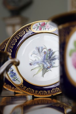 Lot 227 - A Republican Sèvres porcelain 'beau bleu' dessert service