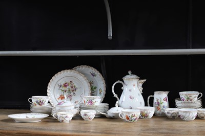 Lot 109 - A collection of Dresden porcelain