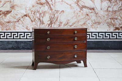 Lot 94 - A Regency mahogany bow-front chest of drawers