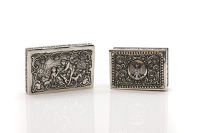 Lot 105 - A German silver box