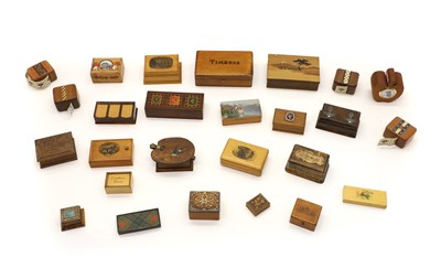 Lot 306 - A collection of stamp boxes