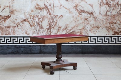 Lot 77 - A Victorian mahogany table