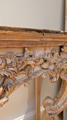 Lot 6 - A George II carved and gilt console table