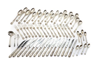 Lot 77 - A modern canteen of Queens pattern silver flatware