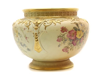 Lot 143 - A Royal Worcester porcelain blush ivory jardiniere