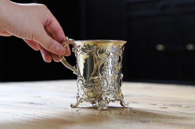 Lot 257 - A Victorian silver mug