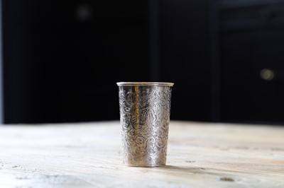 Lot 258 - A Victorian Irish small silver beaker