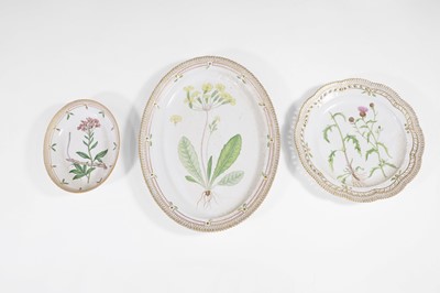 Lot 148 - A composite Royal Copenhagen 'Flora Danica' porcelain part dinner service