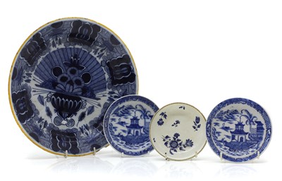 Lot 161 - A Delft pottery blue and white charger