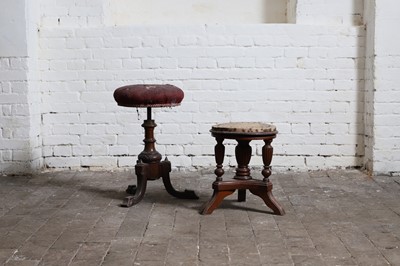 Lot 141 - A Victorian walnut adjustable stool