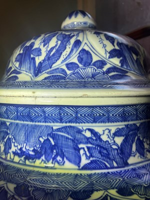 Lot 8 - A large blue and white vase and cover