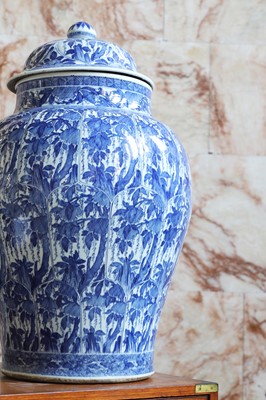 Lot 8 - A large blue and white vase and cover