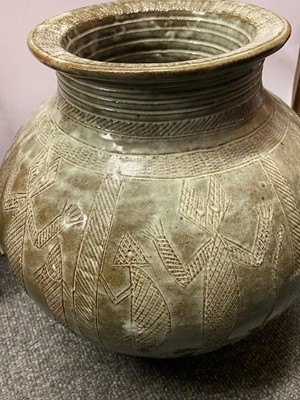 Lot 232 - An Abuja glazed stoneware water vessel or pot