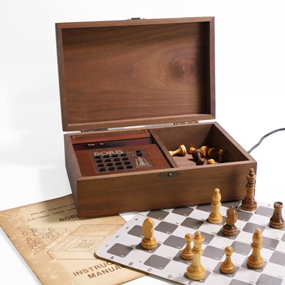 Lot 494 - A 'Boris' electronic chess game