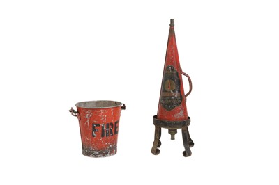 Lot 33 - A fire bucket and a Minimax 10-pint extinguisher