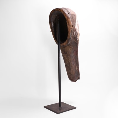 Lot 176 - A painted Ngil-type mask