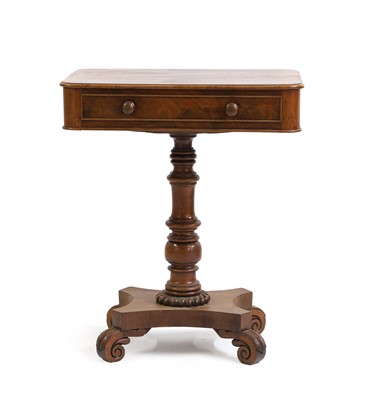 Lot 384 - A Regency mahogany worktable