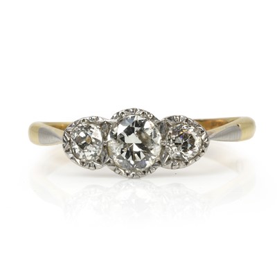 Lot 105 - A diamond three stone ring