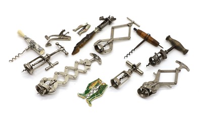 Lot 377 - A collection of corkscrews