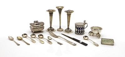 Lot 102 - A collection of silver items