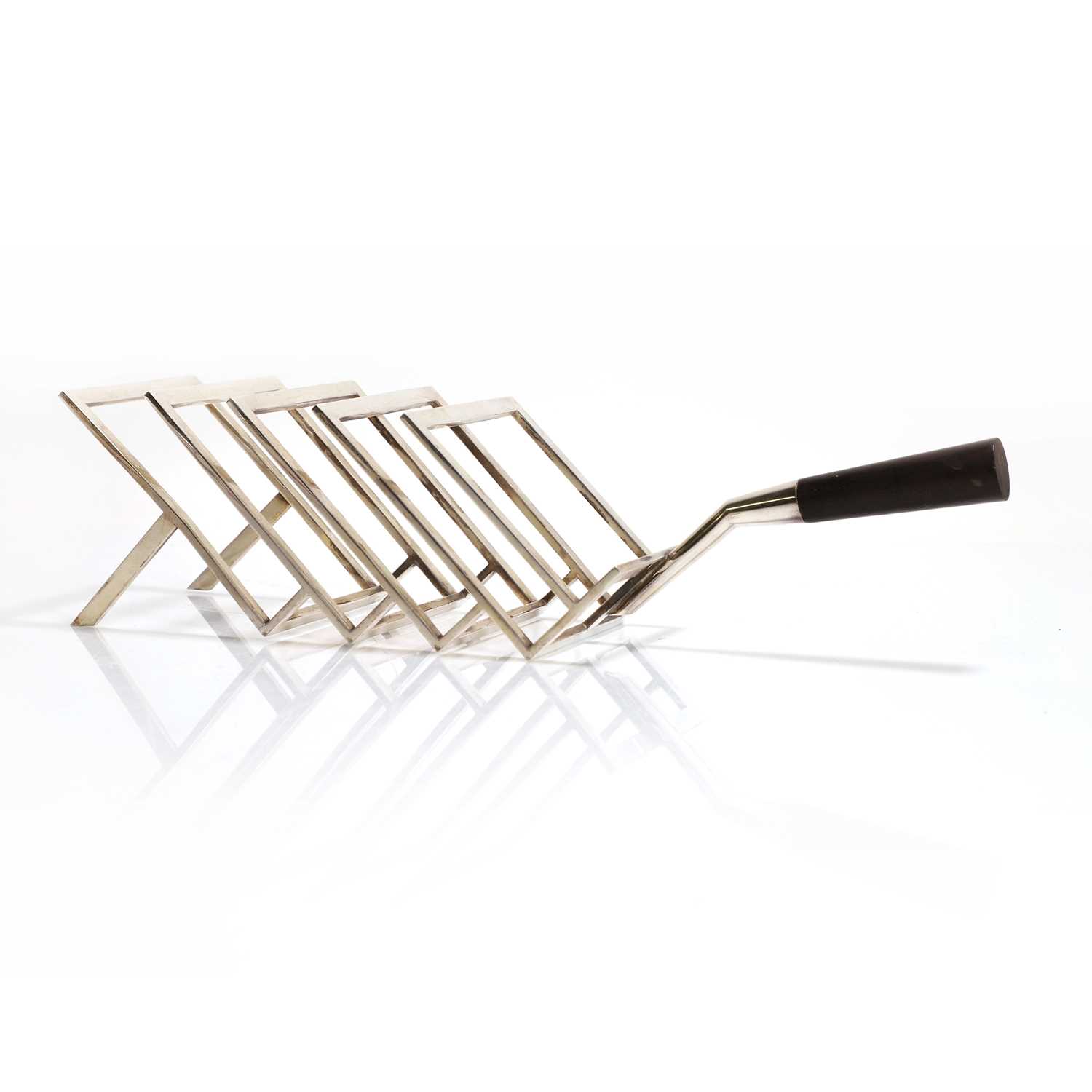 Lot 168 - A silver toast rack