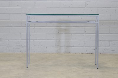 Lot 234 - A Tom Faulkner 'Capricorn' dining table suite