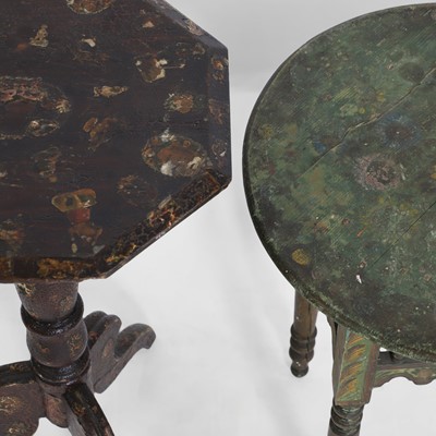 Lot 289 - A découpage tripod table