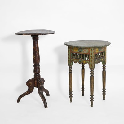 Lot 289 - A découpage tripod table