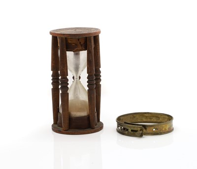 Lot 305 - An hourglass