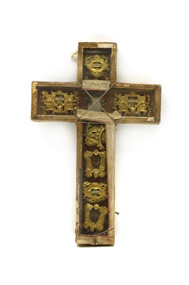 Lot 299 - A glazed reliquary