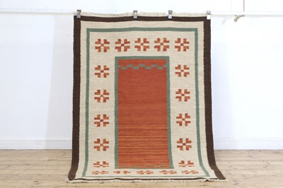 Lot 452 - A kilim flatweave rug of Swedish Röllakan design