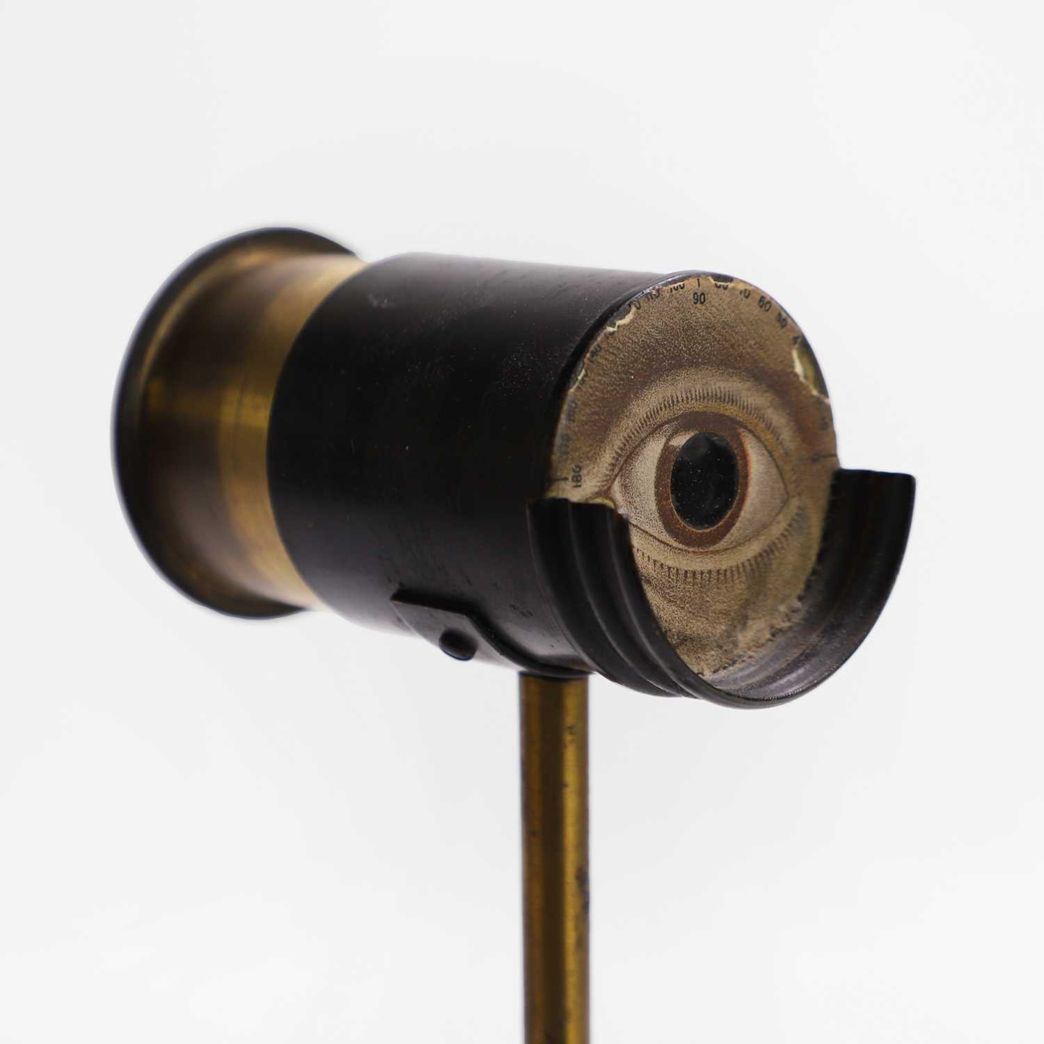 Lot 460 - An ophthalmic scientific instrument