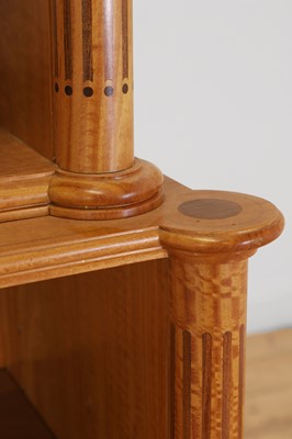 Lot 404 - A George III-style satinwood open bookcase