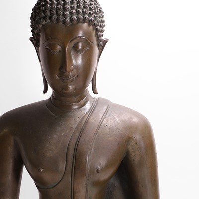 Lot 128 - A bronze figure of the Buddha