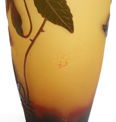 Lot 138 - A large D'Argental cameo glass vase