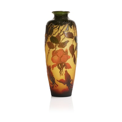 Lot 138 - A large D'Argental cameo glass vase