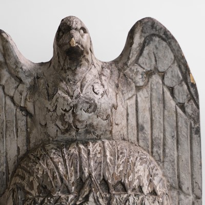 Lot 286 - A carved wooden Native American bust