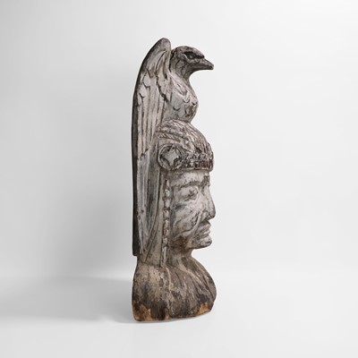Lot 286 - A carved wooden Native American bust