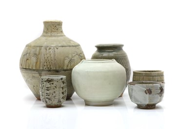Lot 68 - A collection of studio pottery