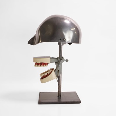 Lot 456 - A dentist's 'phantom' teaching aid