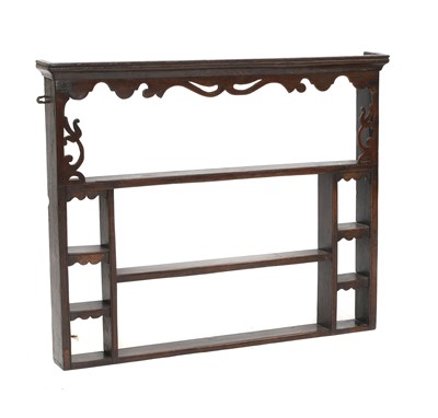 Lot 729 - An oak plate rack