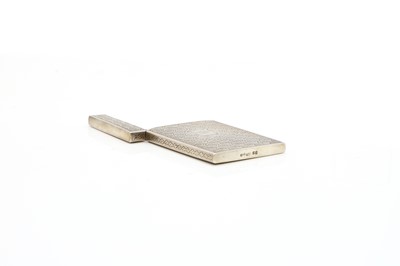 Lot 61 - A George III silver card case