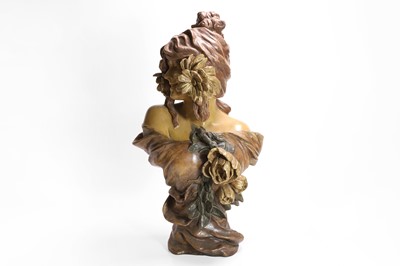 Lot 153 - A Goldscheider terracotta bust