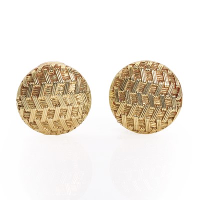 Lot 181 - A pair of 14ct gold button clip earrings