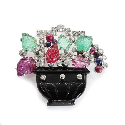 Lot 68 - A multi-gemstone and diamond Giardinetto brooch, c.1930