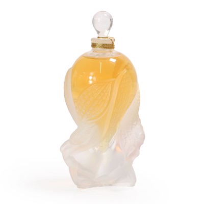 Lot 576 - A Lalique Flacon 2002 edition 'Les Elfes' perfume bottle