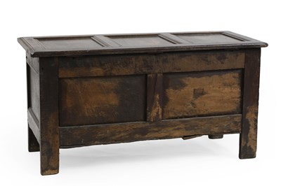 Lot 353 - An oak panelled coffer