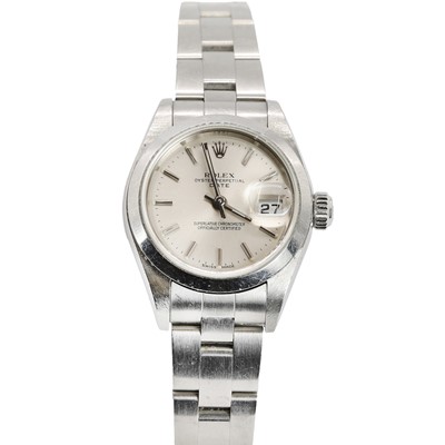 Lot 355 - A ladies' stainless steel Rolex Oyster Perpetual Date automatic bracelet watch, c.2003