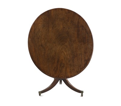 Lot 660 - A George III mahogany supper table